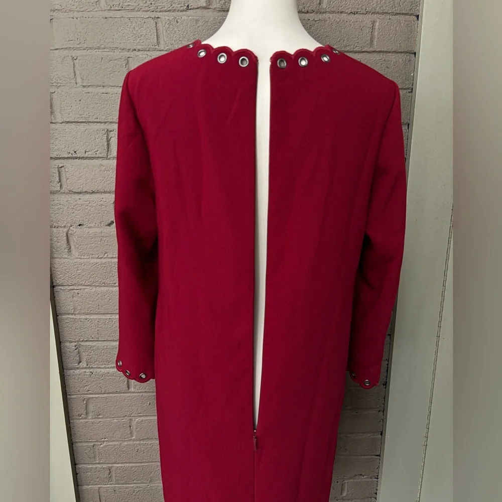 Kate Spade burgundy scalloped grommet dress 8